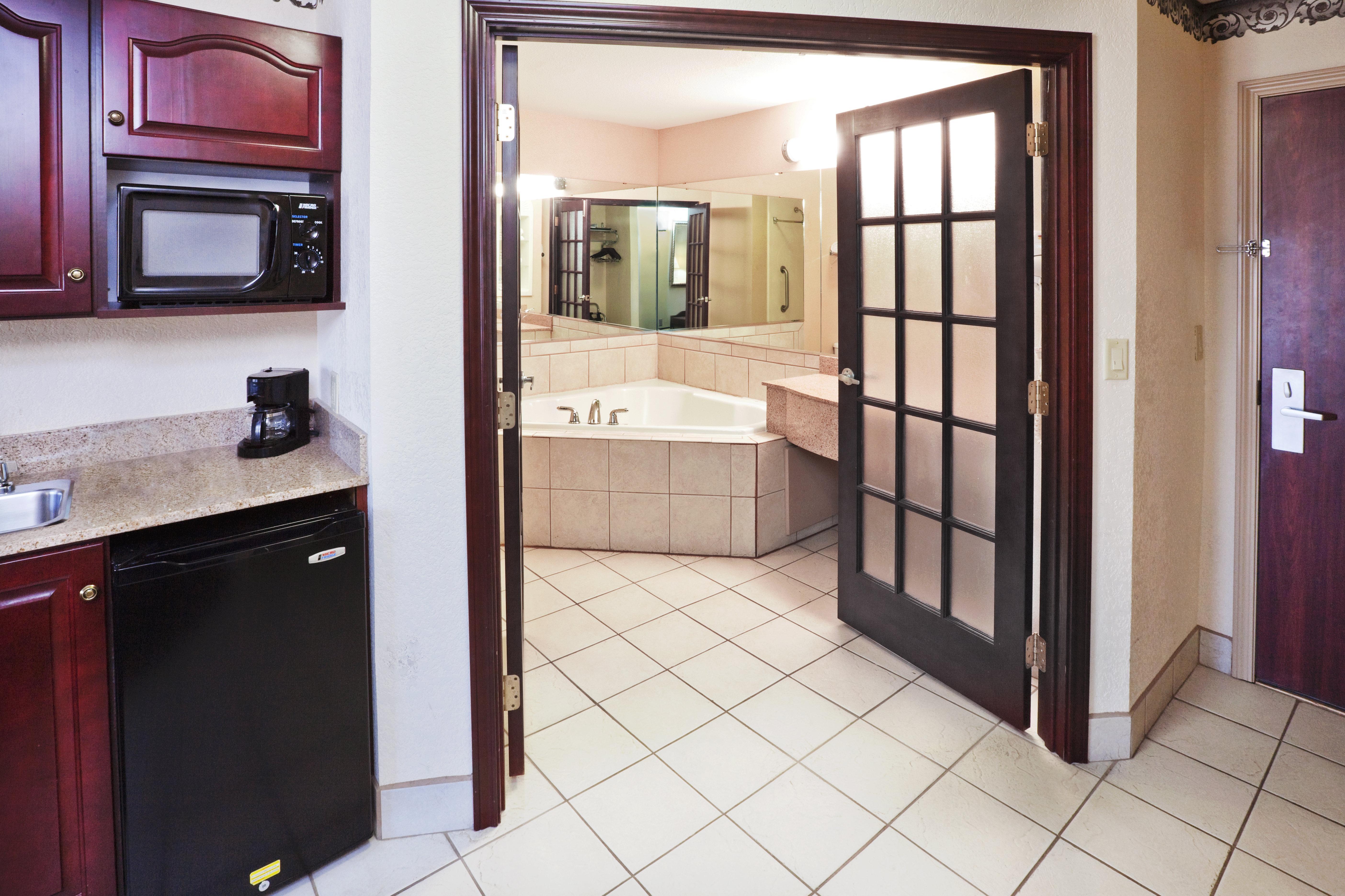 Holiday Inn Express Hotel & Suites Gainesville By Ihg Eksteriør bilde
